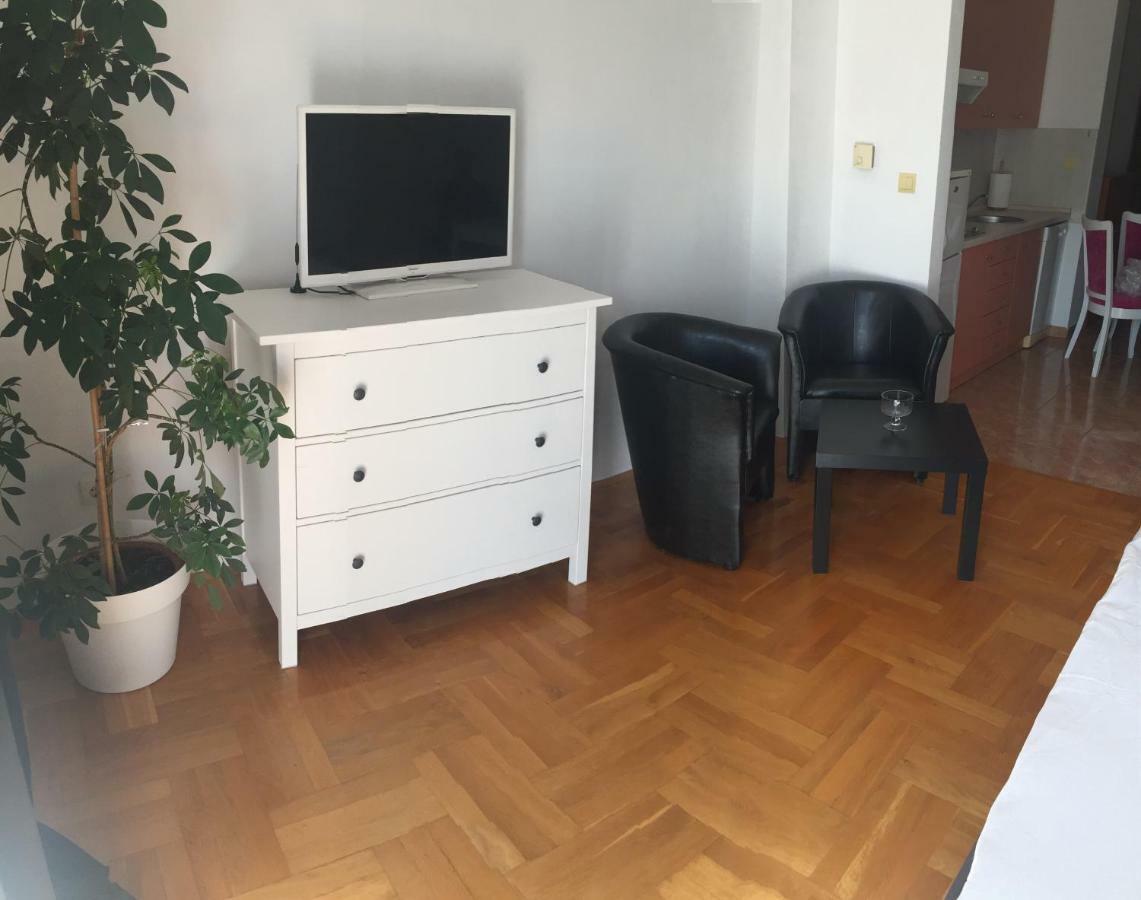 Studio Apartman Lara *** Ösek Dış mekan fotoğraf